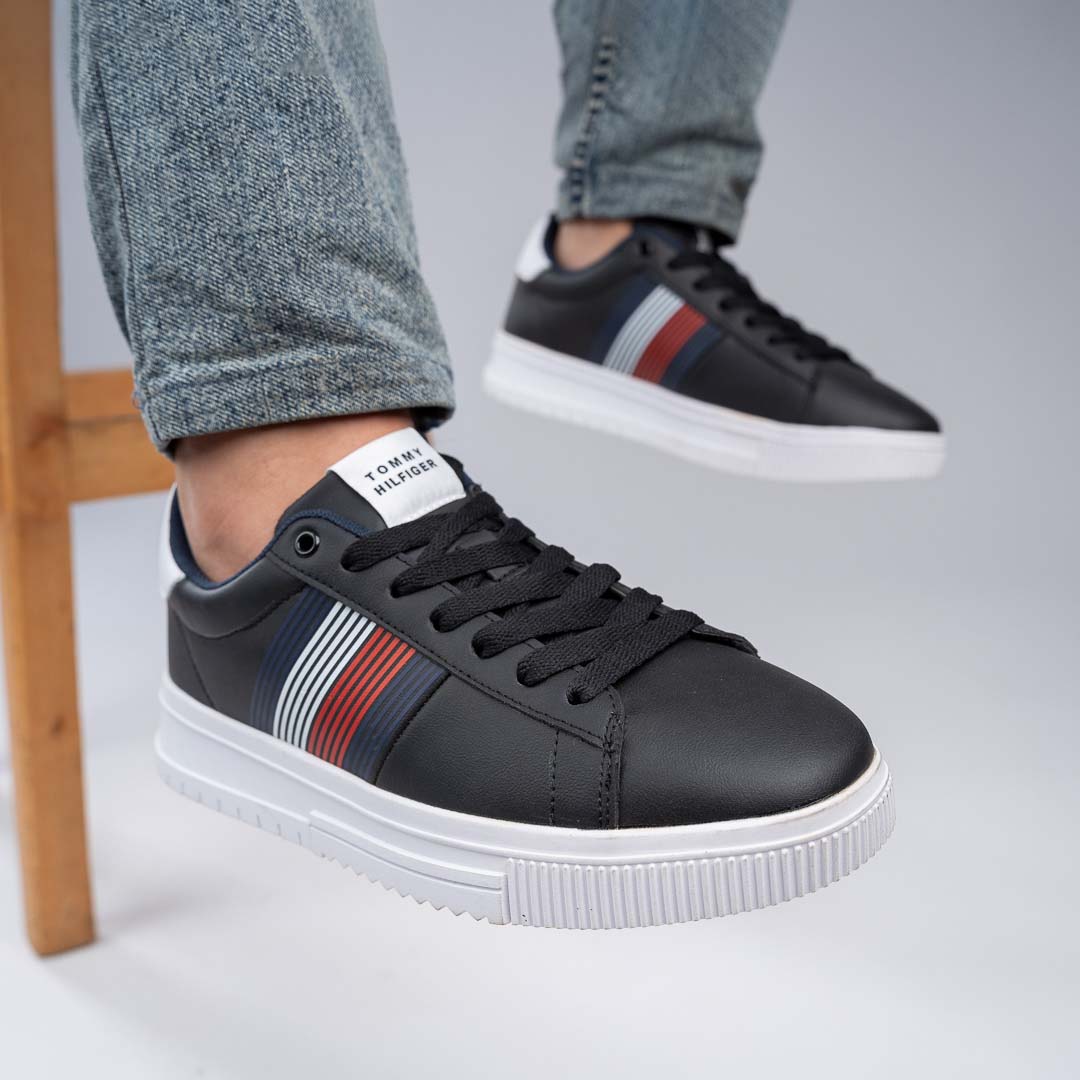Tommy Hilfiger Supercup Lth Seasonal Sneakers FM0FM05129-BLK